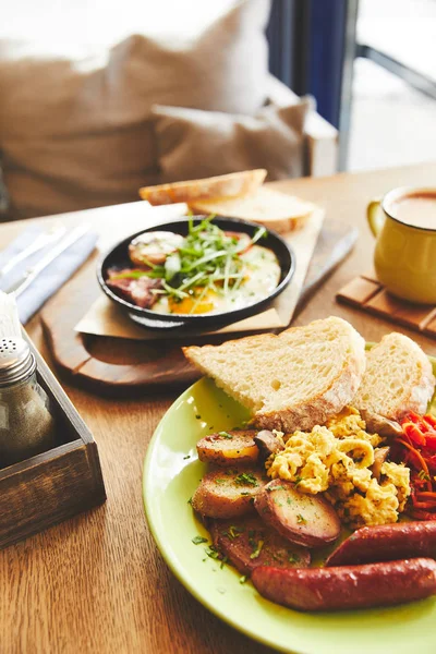 Refeição Manhã Com Ovos Fritos Café — Fotografia de Stock