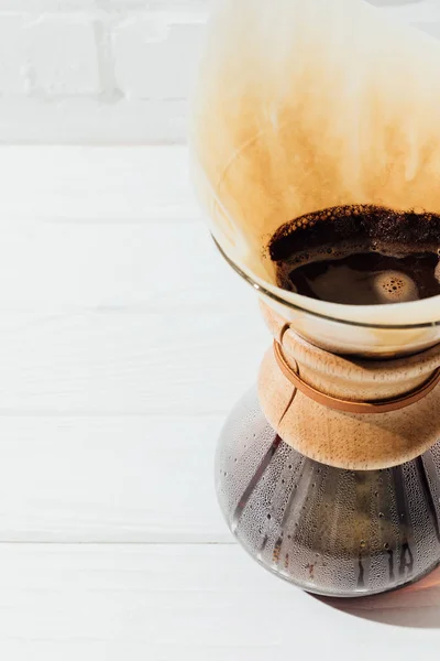 Nahaufnahme Von Alternativem Kaffee Chemex Mit Filterkegel — Stockfoto