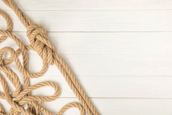Top View Brown Nautical Knotted Rope White Wooden Planks — Stock Photo, Image