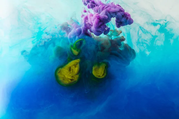 Close View Mixing Blue Turquoise Yellow Purple Inks Splashes Water — Stock Photo, Image