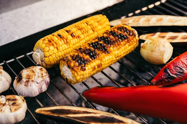 Majs Och Paprika Grillad För Utomhus Grill — Gratis stockfoto