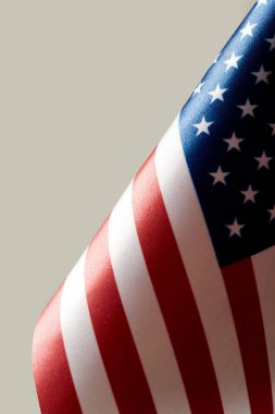 Amerika Birleşik Devletleri bayrağı, gri izole görünümünü kapat