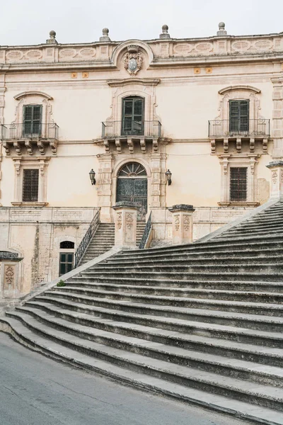 Treppe Der Nähe Eines Antiken Gebäudes Modica Italien — Stockfoto