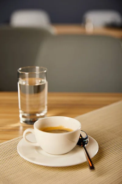 Selective Focus Cup Hot Coffee Glass Water Cafe — Stock Photo, Image