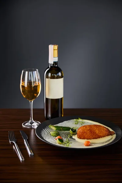 Delicious Chicken Kiev Mashed Potato Served Plate Cutlery White Wine — Stock Photo, Image