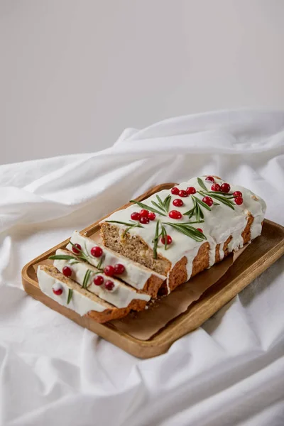 Traditional Christmas Cake Cranberry Wooden Board White Cloth Isolated Grey — Stock Photo, Image