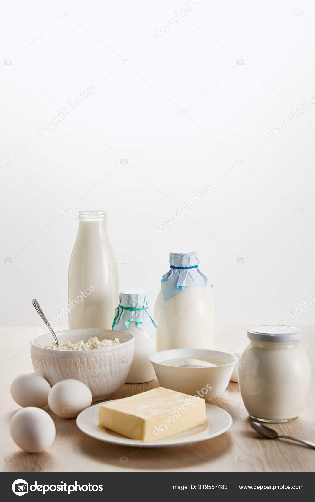 Молочные продукты на столе - 88 фото