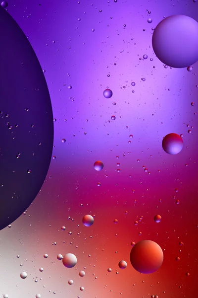 Эффектный Абстрактный Фиолетовый Красный Цвет Текстуры Смешанной Воды Пузырьков Масла — стоковое фото