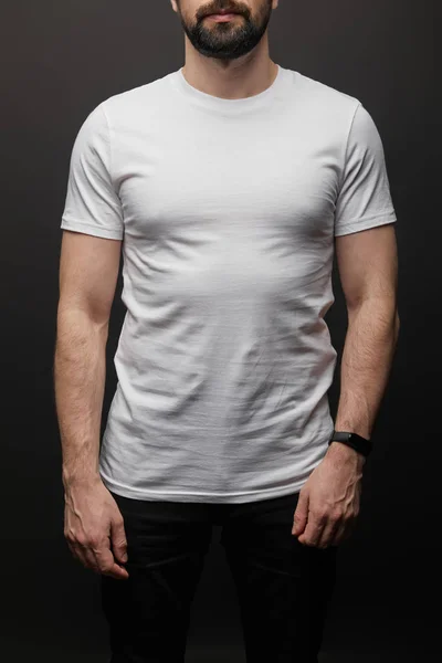 Vágott Kilátás Szakállas Férfi Üres Alap Fehér Póló Elszigetelt Fekete — Stock Fotó