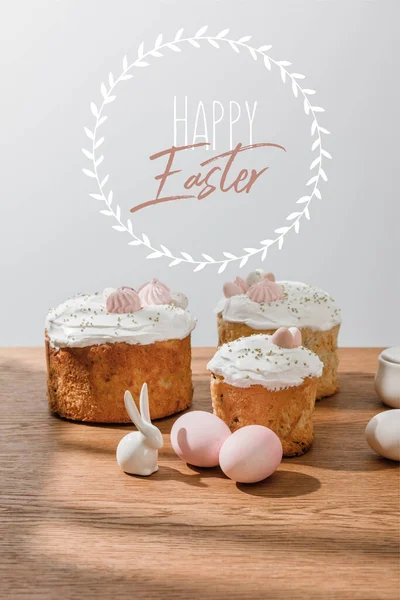 Dekoratív Nyuszi Csirke Tojás Cukor Tál Húsvéti Sütemények Elszigetelt Szürke — Stock Fotó