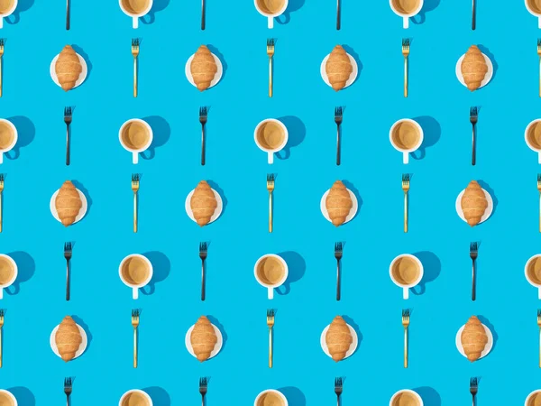 Top View Cutlery Croissants Plates Coffee Blue Seamless Background Pattern — Stock Photo, Image