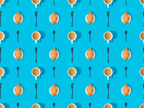 Top View Cutlery Croissants Plates Coffee Blue Seamless Background Pattern — Stock Photo, Image