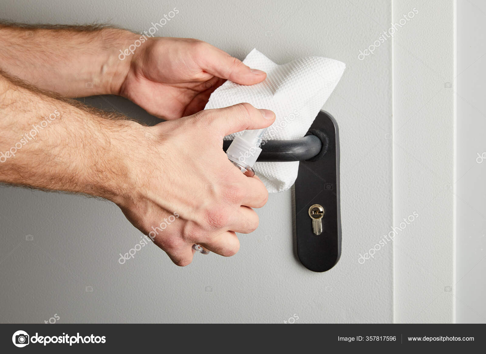 Partial View Man Disinfecting Door Handle Antiseptic Napkin — Stock