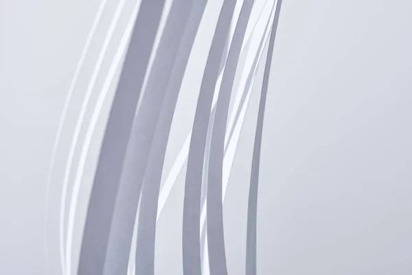 Στενή Άποψη Των Λωρίδων Χαρτιού Λευκό Φόντο — Φωτογραφία Αρχείου