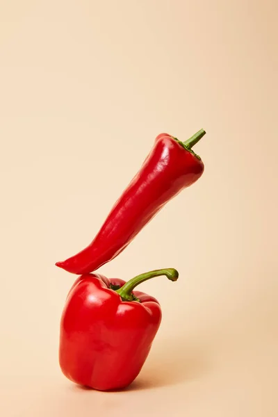 Red Chili Pepper Bell Pepper Beige — Stock Photo, Image