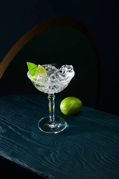 High Angle View Cocktail Glass Mint Leaf Whole Lime Blue — Stock Photo, Image