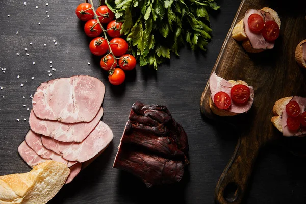 Top View Tasty Ham Sliced Ham Cherry Tomatoes Parsley Salt — Stock Photo, Image