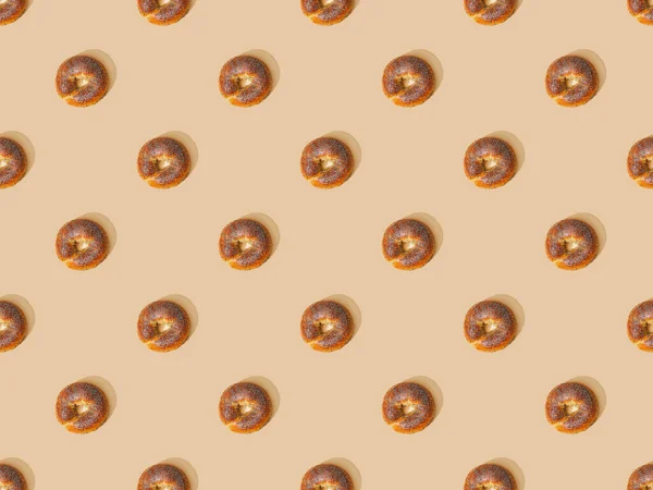 Top View Fresh Buns Beige Background Seamless Pattern — Stock Photo, Image