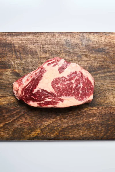 Top View Fresh Raw Steak Wooden Cutting Board White Background — Stock Photo, Image