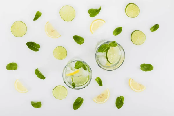 Refreshing citrus lemonades — Stock Photo