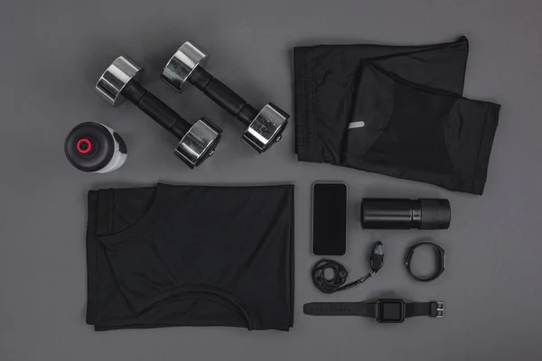 Equipamento de vestuário desportivo e fitness — Fotografia de Stock