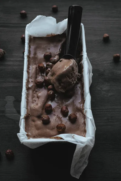 Delicioso sorvete de chocolate — Fotografia de Stock