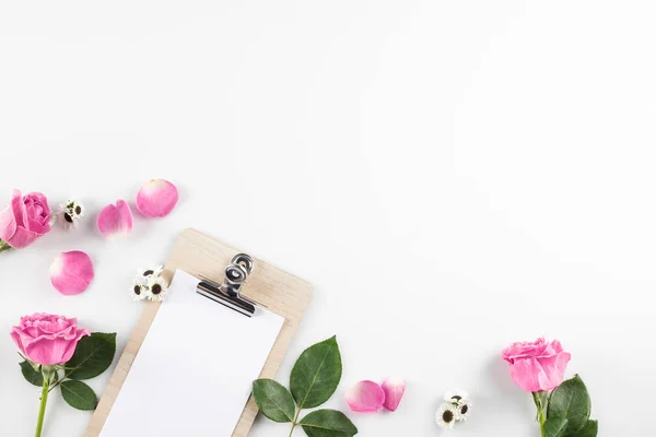 Blanko-Karte mit Rosen — Stockfoto