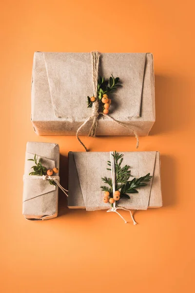 Cajas de regalo de Navidad - foto de stock