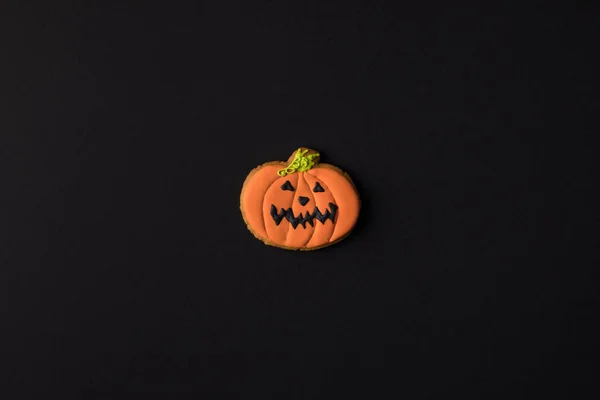 Halloween pumpkin cookie — Stock Photo