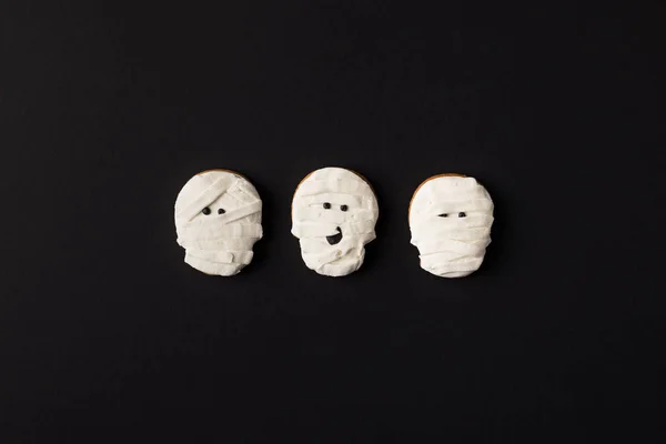 Galletas de momia de Halloween - foto de stock