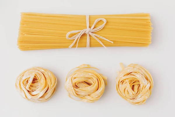 Raw pasta — Stock Photo