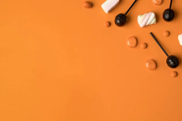 Candies and marshmallows — Stock Photo