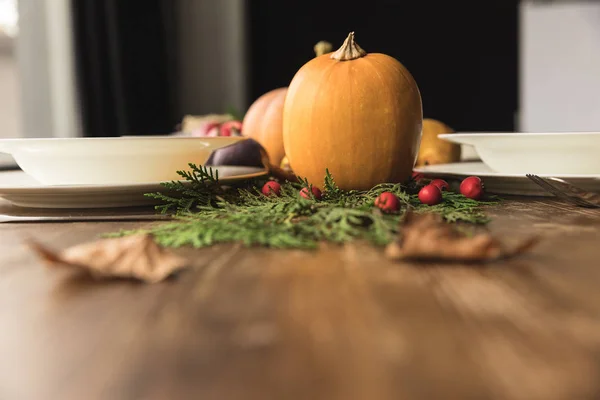 Served table with autumn decor — Stock Photo