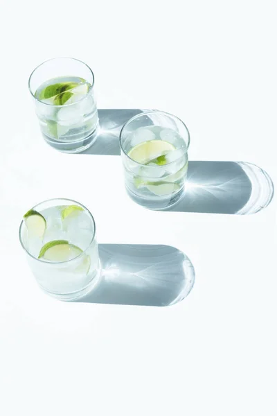 Cocktail tonique gin — Stock Photo