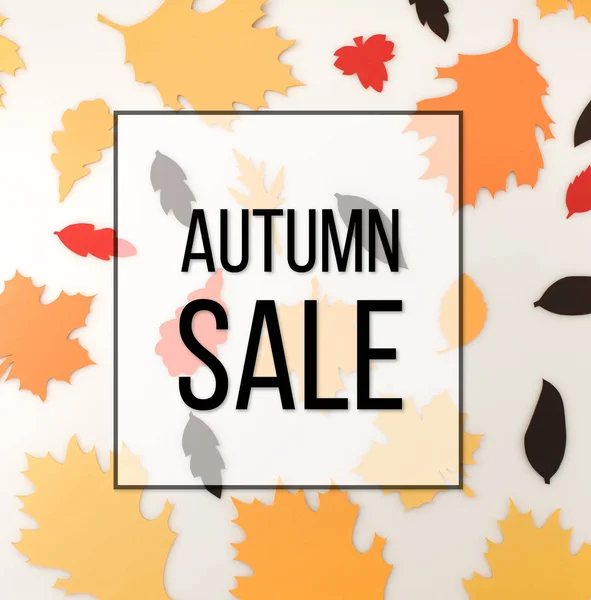 Concepto de venta de otoño - foto de stock