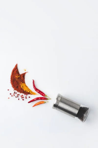 Beautiful spices composition — Stock Photo
