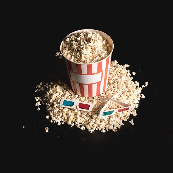 Box of popcorn with 3d glasses — Stock Photo