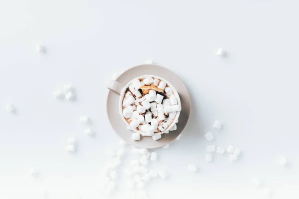 Hot chocolate with marshmallows — Stock Photo