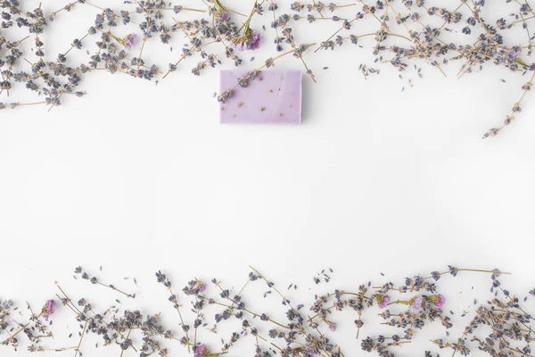 Sabão de lavanda artesanal — Fotografia de Stock