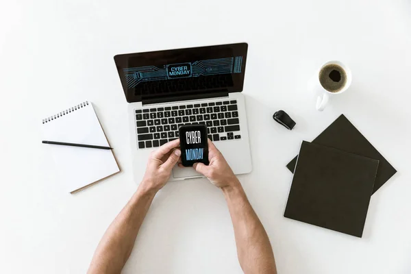 Male hands typing on smartphone — Stock Photo