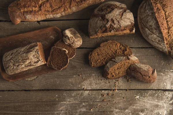 Fresh homemade bread — Stock Photo