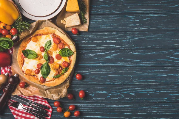 Pizza — Stockfoto