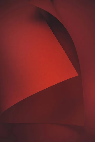 Vista de primer plano del fondo abstracto de la hoja de papel rojo - foto de stock