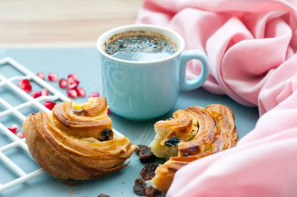 Hausgemachtes Frühstück mit Kaffee — Stockfoto