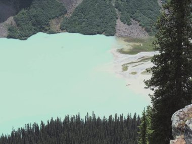 Lake Louise, Lakeview trail, düz buzulların altı, göl Agnes, ayna göl, küçük ve büyük arı kovanı, Banff National Park, Amerika Birleşik Devletleri, Alberta