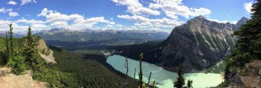 Lake Louise hiking sayısı, Lakeview trail, düz buzulların altı, göl Agnes, ayna göl, küçük ve büyük arı kovanı, Banff National Park, Amerika Birleşik Devletleri, Alberta