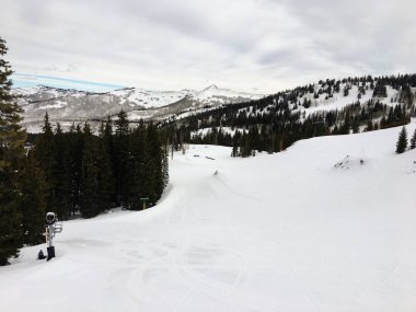 Kış görkemli sayısı Wasatch açık Rocky Dağları, Tuz Gölü yakın Brighton Kayak Merkezi ve Heber Valley, Park City, Amerika Birleşik Devletleri