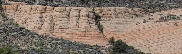 Vistas Montanhas Arenito Rocha Lava Plantas Deserto Torno Das Falésias — Fotografia de Stock