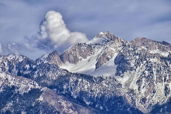 Vista Panorámica Wasatch Front Rocky Mountain Destacando Lone Peak Thunder —  Fotos de Stock