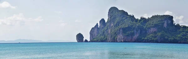 Wyspa Widoki Ocean Pobliżu Phuket Tajlandii Blues Turkusowe Zielone Oceany — Zdjęcie stockowe